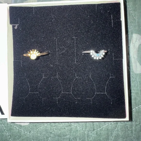 Pandora Gold and Silver Celestial Sun and Moon Ring Set size 6.5 - Picture 6 of 7